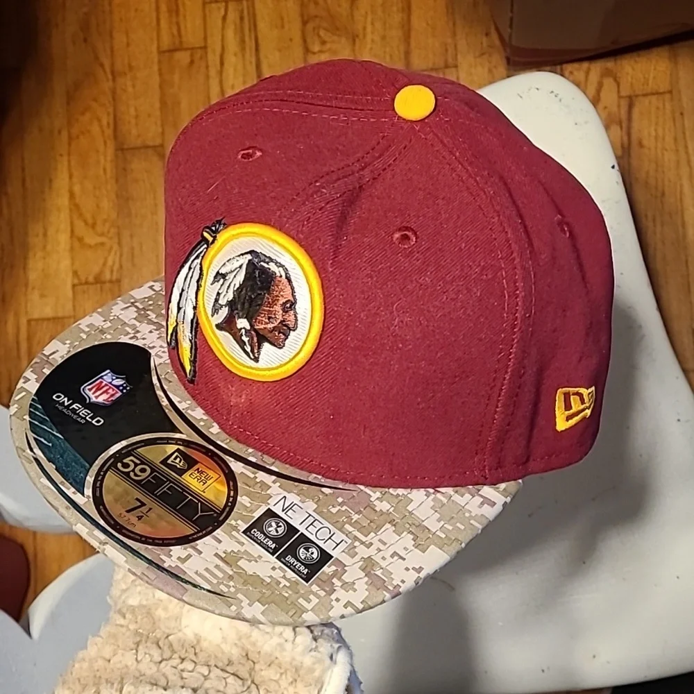 NEW ERA 59FIFTY 7 1/4 NFL ON FIELD HEADWEAR SALUTE TO‎ SERVICE NE TECH